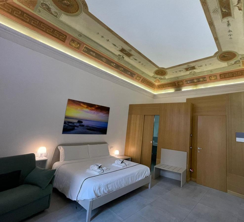 Le Quattro Stagioni - Rooms & Suites Палермо Екстериор снимка