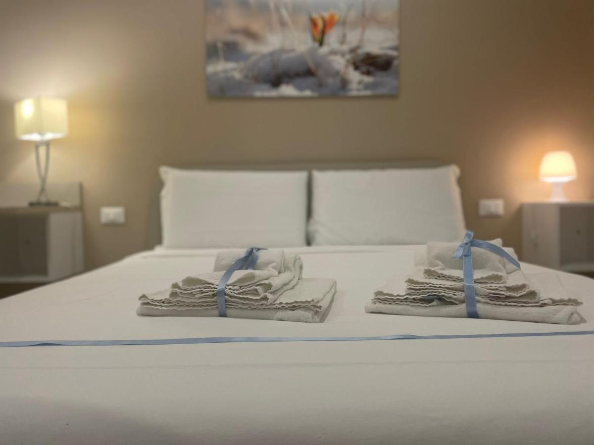 Le Quattro Stagioni - Rooms & Suites Палермо Екстериор снимка
