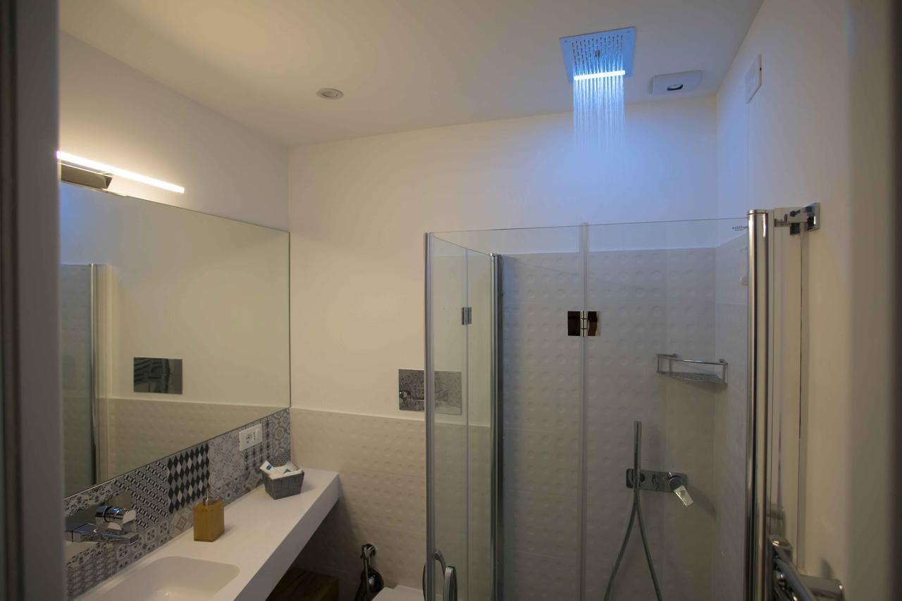 Le Quattro Stagioni - Rooms & Suites Палермо Екстериор снимка