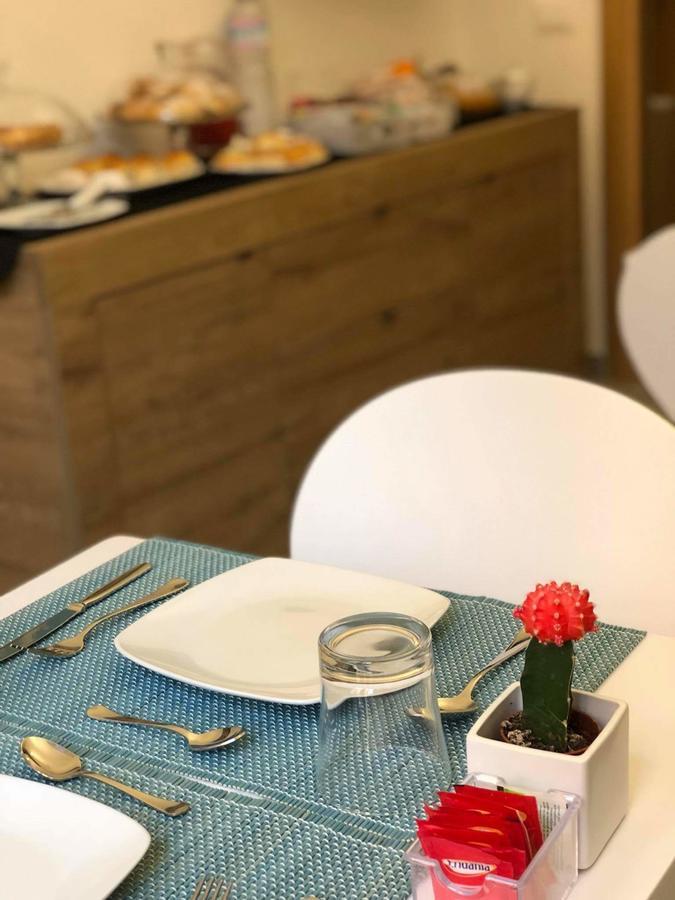 Le Quattro Stagioni - Rooms & Suites Палермо Екстериор снимка